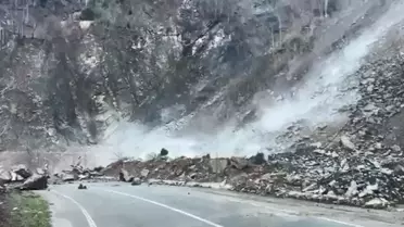 Çayeli'nde Heyelan: Köy Yolu Kapandı