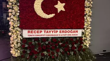 Cumhurbaşkanı Erdoğan'dan Bahçeli'ye Türk bayrağı motifli tebrik çiçeği