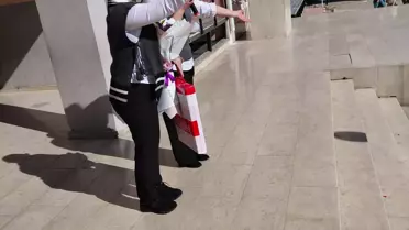 Kanseri yenen Fatma öğretmen öğrencilerine kavuştu