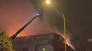 Üsküdar'da Metruk Binada Yangın