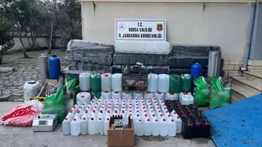 Bursa'da Sahte İçi Operasyonu: 2.150 Litre Etil Alkol Ele Geçirildi