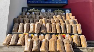 Adana'da 1.6 Ton Kaçak Tütün Ele Geçirildi