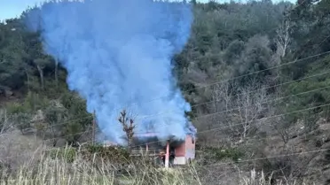 Kozan'da Yangın Paniği