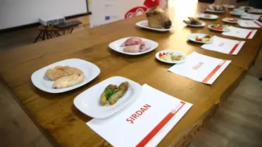 Adana'da Sıra Dışı Lezzetler Tanıtıldı