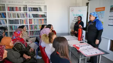 AFAD, Kadınlara Afet Farkındalığı Eğitimi Veriyor