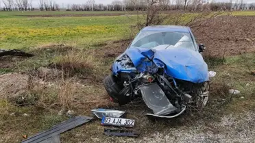 Şuhut'ta Trafik Kazası: 3 Yaralı