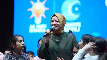 AK Parti İstanbul İl Başkanlığınca 'Çocuk Gülerse Dünya Güler' programı düzenlendi