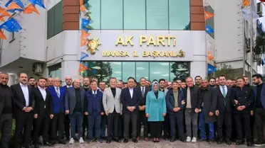 AK Parti Manisa İl Başkanlığında bayramlaşma programı düzenlendi