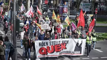 Köln'de Irkçılığa Karşı Gösteri