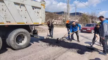 Almus'ta Grup Yollarında Yama Çalışmaları Başladı