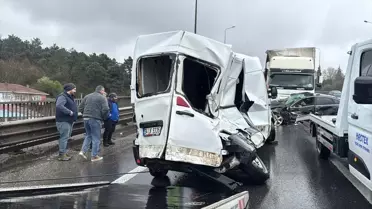 Kocaeli'de Zincirleme Kaza, Otoyol Kapandı