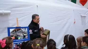 AUSAR Ekibi'nden Kreş Öğrencilerine Afet Eğitimi