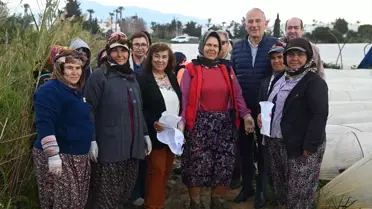 Kadınlar Günü'nde Tarım İşçileriyle Bir Araya Geldi