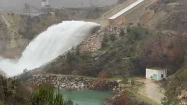 Alaköprü Barajı Kapakları Açıldı