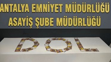 Antalya'da Dolandırıcılar Tutuklandı