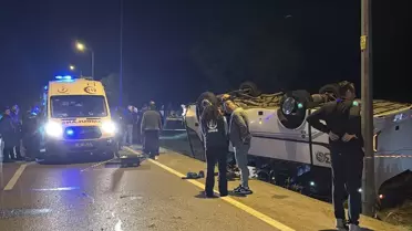 Antalya'da Otobüs Devrildi: 16 Yaralı