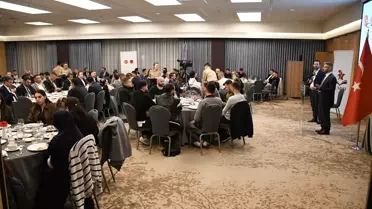 Tiran'da İftar Programı Düzenlendi