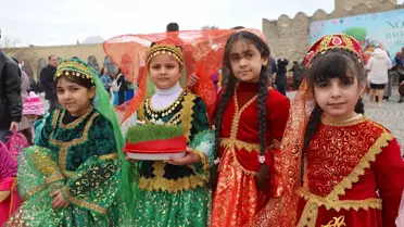 Azerbaycan'da Nevruz Bayramı Coşkuyla Kutlandı