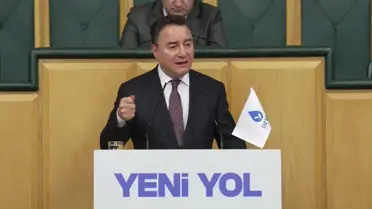 Babacan'dan Kıyafet Eleştirisi