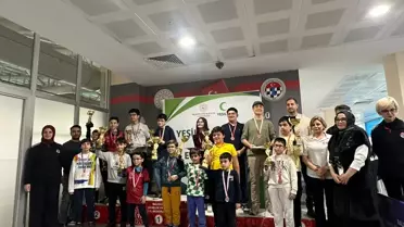 Balıkesir'de Satranç Turnuvası Tamamlandı
