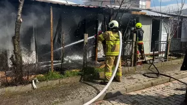 Sındırgı'da Konteyner Yangını