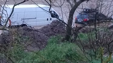 Susurluk'ta Mahsur Kalan İki Kişi Kurtarıldı