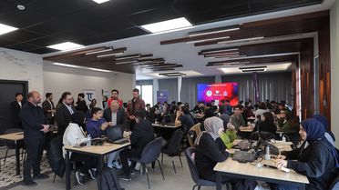 Başkan Büyükkılıç, Bilişim Akademisi'ndeki etkinlikte öğrencilere destek verdi