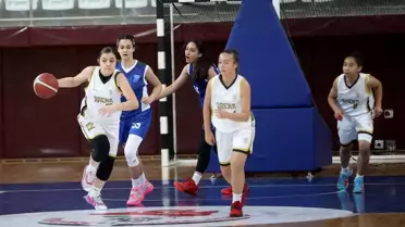 14 Yaş Altı Kızlar Basketbol Şampiyonası Devam Ediyor