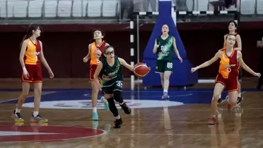 Kızlar Anadolu Şampiyonası Devam Ediyor