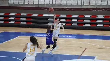 14 Yaş Altı Kızlar Şampiyonası Başladı