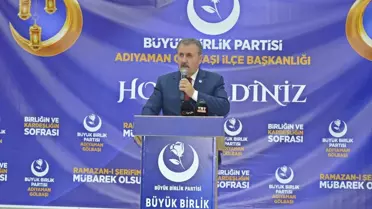 Destici, Gazze'deki Katliamı Lanetledi