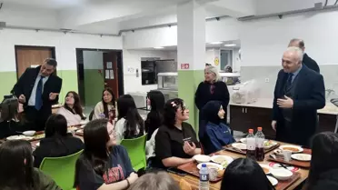 Beypazarı'nda Öğrenciler İftarda Buluştu