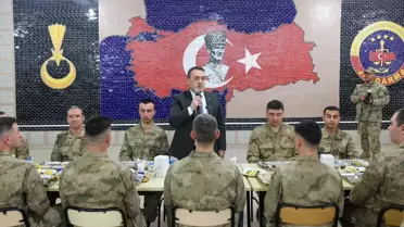 Vali Sözer, Jandarmalarla İftarda Buluştu