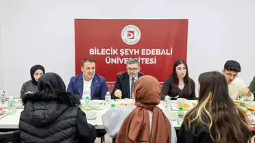 Vali Sözer, BŞEÜ Öğrencileriyle İftarda Buluştu