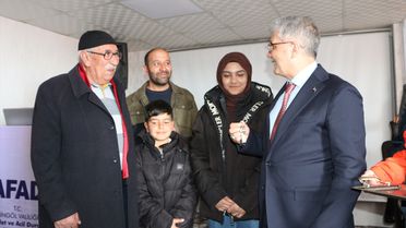 Karlıova'da Depremzedelere Kura Çekimi