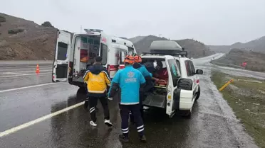 Bingöl'de Otomobil Devrildi: 4 Yaralı