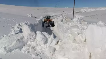 Karlıova'da Mezra Yolu Açıldı
