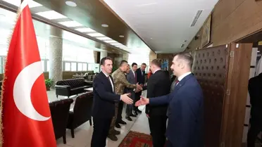 Bitlis'te Bayramlaşma Programı