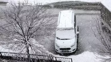 Bitlis'te Kar Yağışı Hayatı Olumsuz Etkiledi