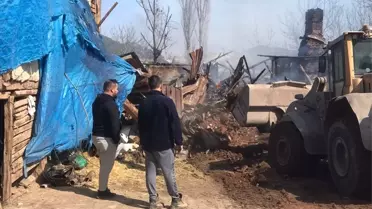 Göynük'te Yangın: Ev ve Ahır Yandı