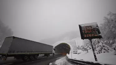 Bolu Dağı'nda Kar ve Sis Etkili