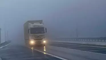 Bolu Dağı'nda Sis Ulaşımı Olumsuz Etkiledi