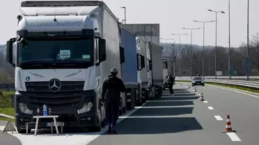 Bosna Hersek'te Kamyoncular AB'ye Karşı Protesto Düzenledi