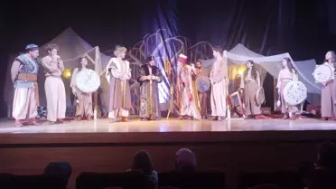 Boyabat'ta çocuklara yönelik tiyatro gösterisi sahnelendi