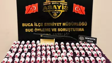 İzmir'de Uyuşturucu Operasyonu: 4 Bin Hap Ele Geçirildi