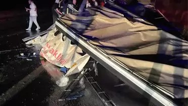 Bucak'ta Çekici ve Kamyonet Çarpıştı: 3 Yaralı