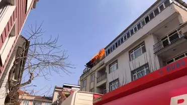 İnegöl'de 4 Katlı Binada Yangın