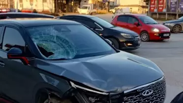 İznik'te Bisikletliye Otomobil Çarptı