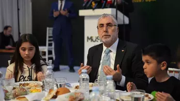 Çalışma ve Sosyal Güvenlik Bakanı Işıkhan, Uşak'ta iftarda konuştu Açıklaması