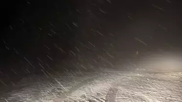 Tatil cennetine nisan ayına günler kala lapa lapa kar yağdı